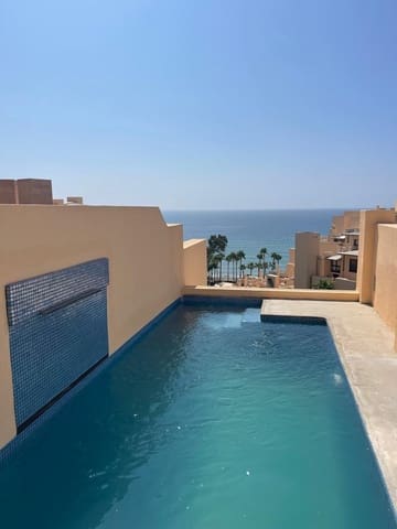 3 Zimmer Penthouse zu verkaufen in Estepona mit Pool Garage - 950.000 € (Ref: 9652247)