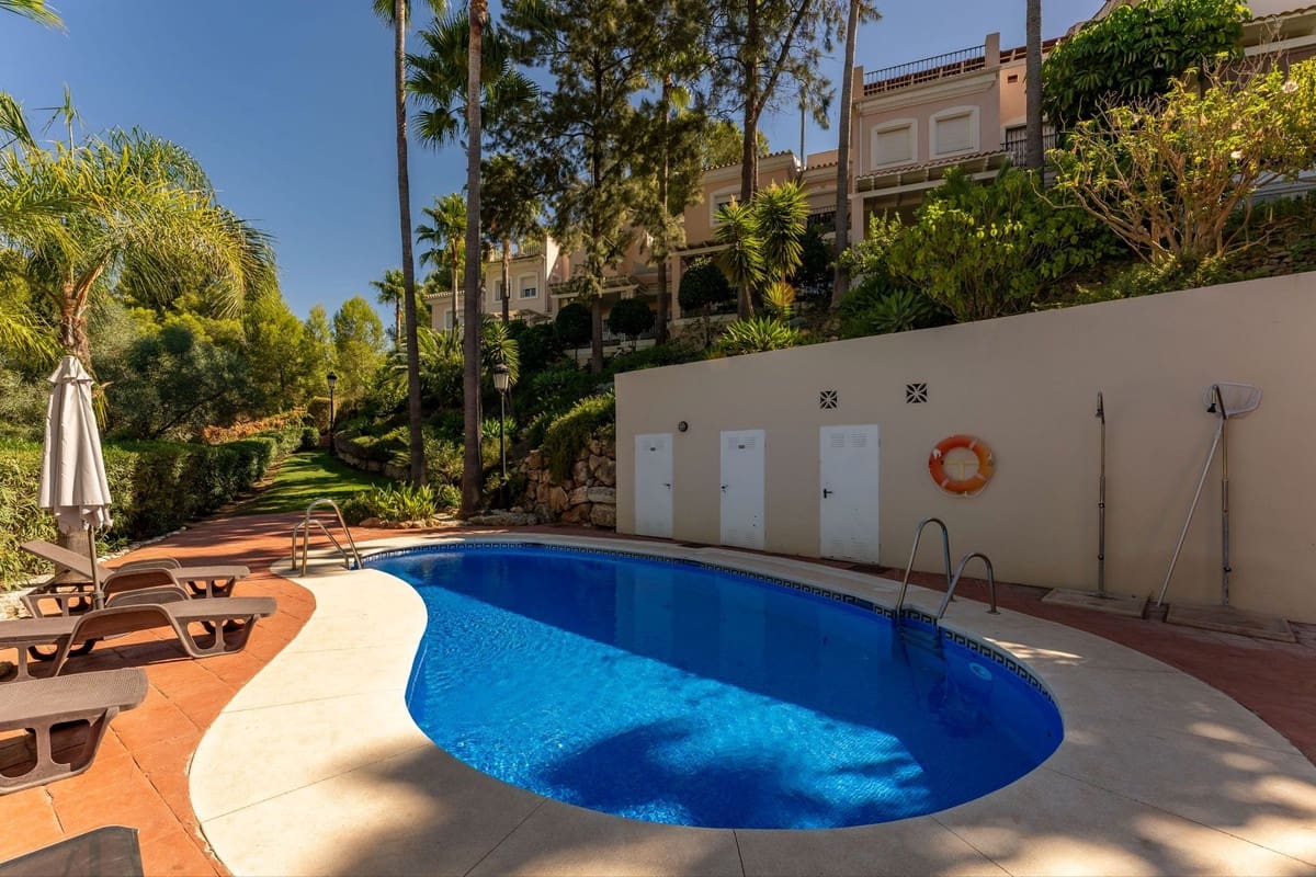 3 bedroom Townhouse for sale in Alhaurin Golf with pool garage - € 399,000 (Ref: 9660630)