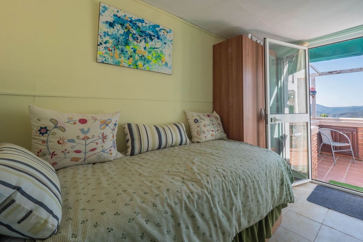 2 bedroom Townhouse for sale in Alhaurin Golf with pool garage - € 349,000 (Ref: 9660632)