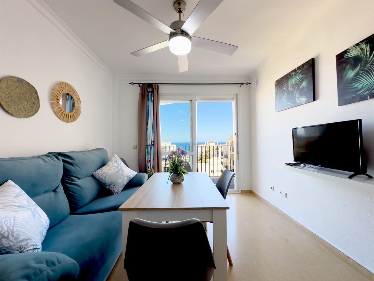 2 sovrum Lägenhet till salu i San Luis de Sabinillas med pool - 299 900 € (Ref: 9667133)