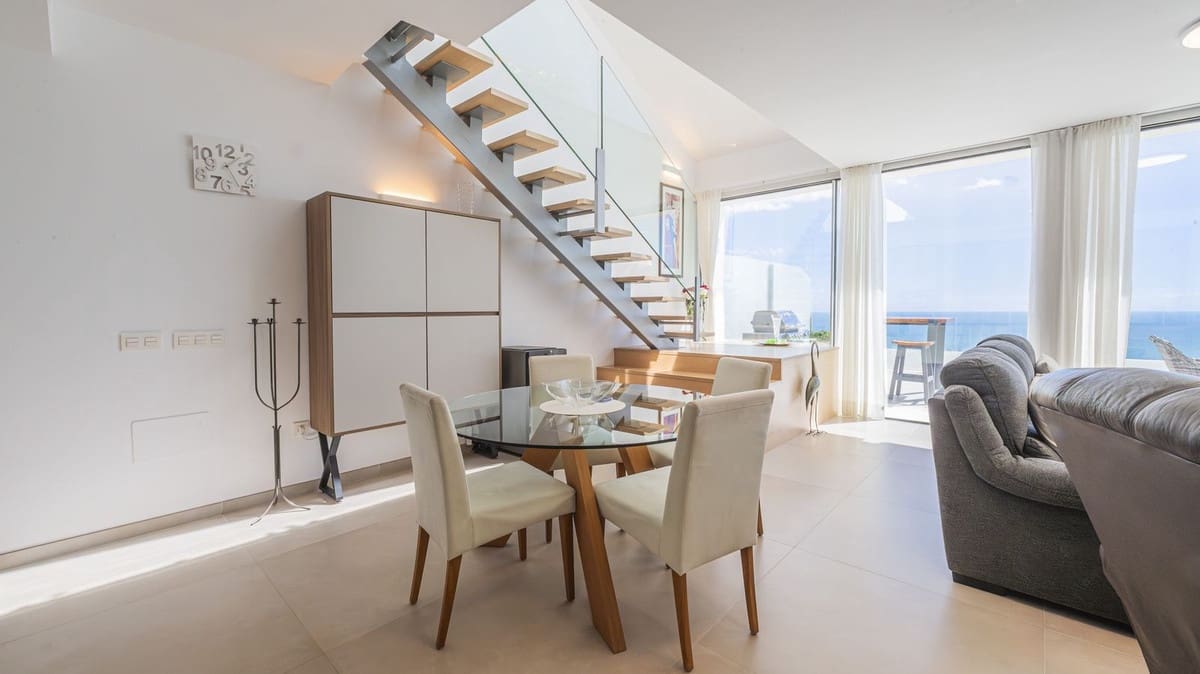 3 sypialnia Penthouse na sprzedaż w Benalmadena z basenem garażem - 1 095 000 € (Ref: 9669075)