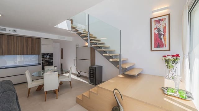 3 sypialnia Penthouse na sprzedaż w Benalmádena z basenem garażem - 1 095 000 € (Ref: 9669075)