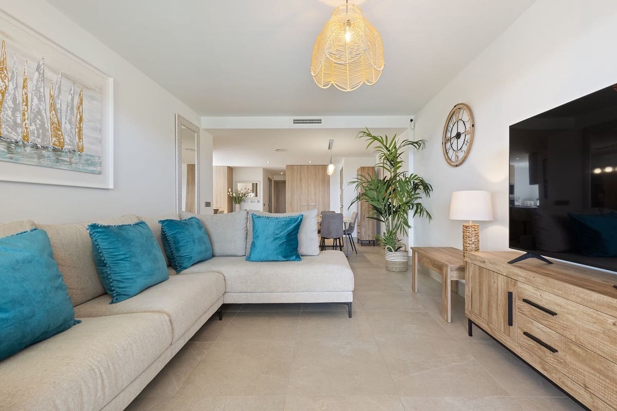 3 Zimmer Apartment zu verkaufen in Bahia de Casares mit Pool Garage - 465.000 € (Ref: 9675926)