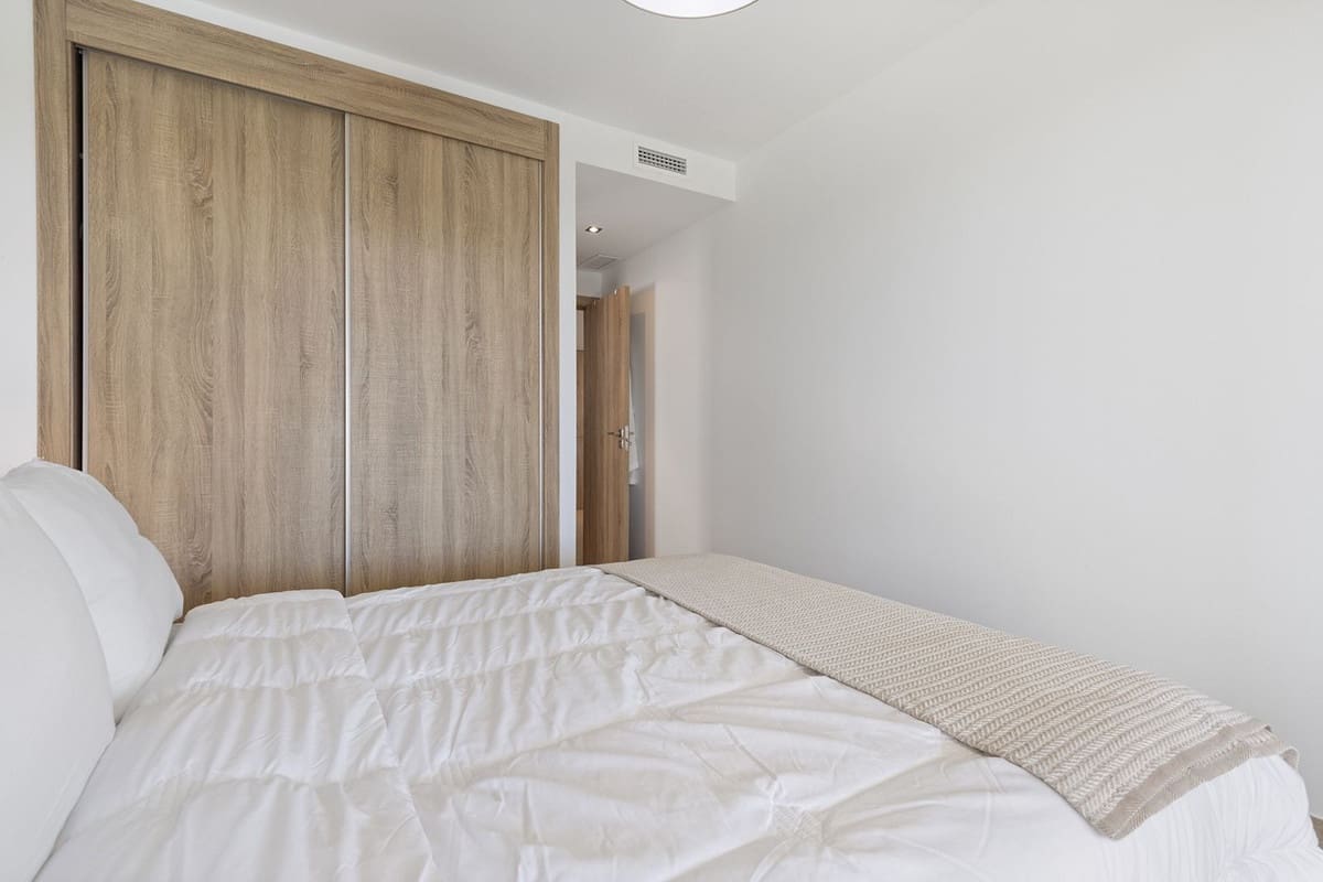 3 Zimmer Apartment zu verkaufen in Bahia de Casares mit Pool Garage - 465.000 € (Ref: 9675926)