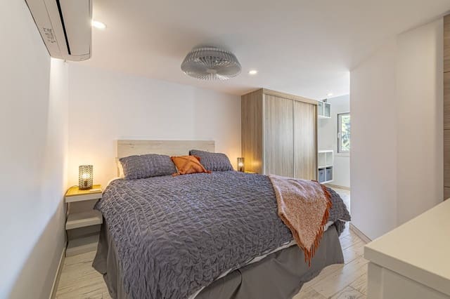 Apartamento de 1 habitación en Cabopino, Marbella en venta con piscina - 439.999 € (Ref: 9675928)