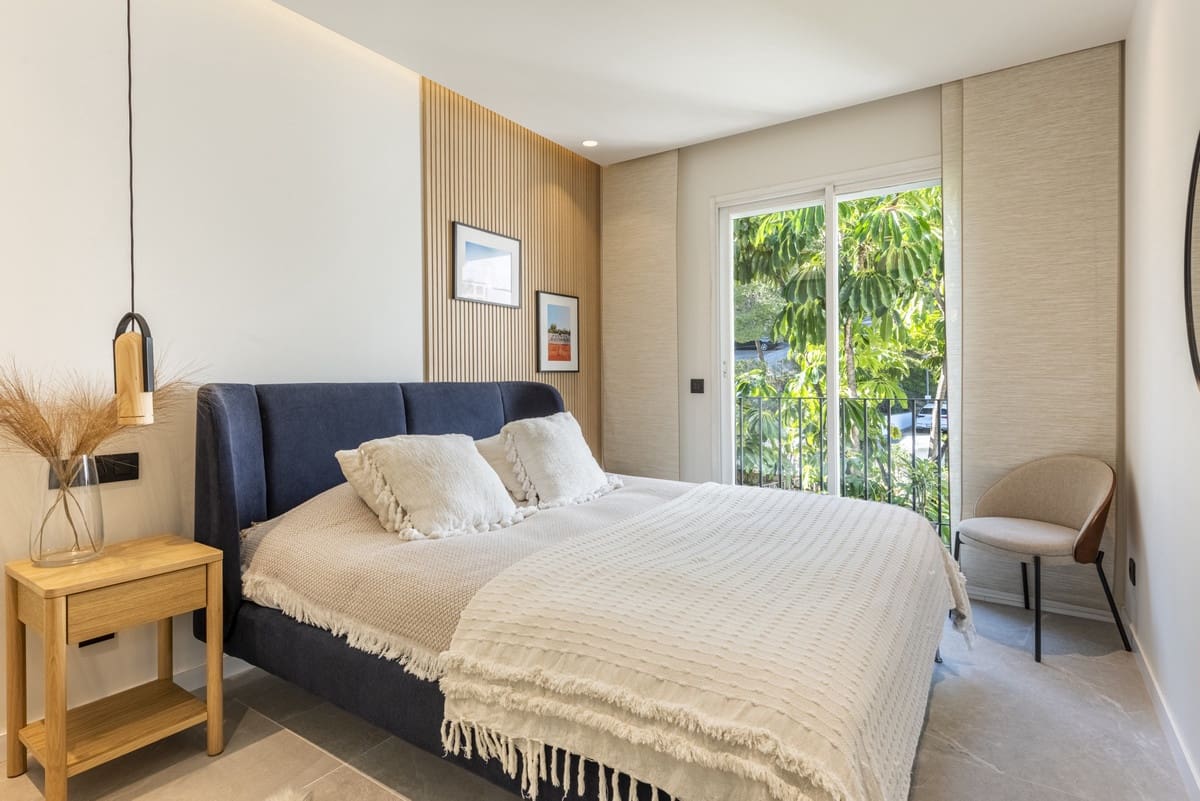 3 bedroom Penthouse for sale in Marbella with pool garage - € 1,395,000 (Ref: 9676022)