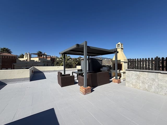 2 bedroom Apartment for sale in Bel-Air, Estepona with pool - € 450,000 (Ref: 9676411)