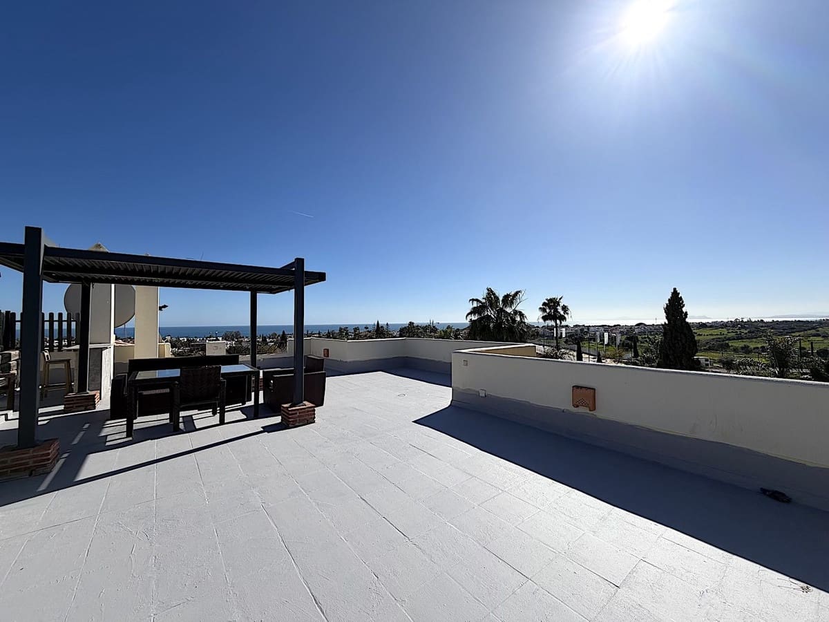 2 bedroom Apartment for sale in Bel-Air with pool - € 450,000 (Ref: 9676411)