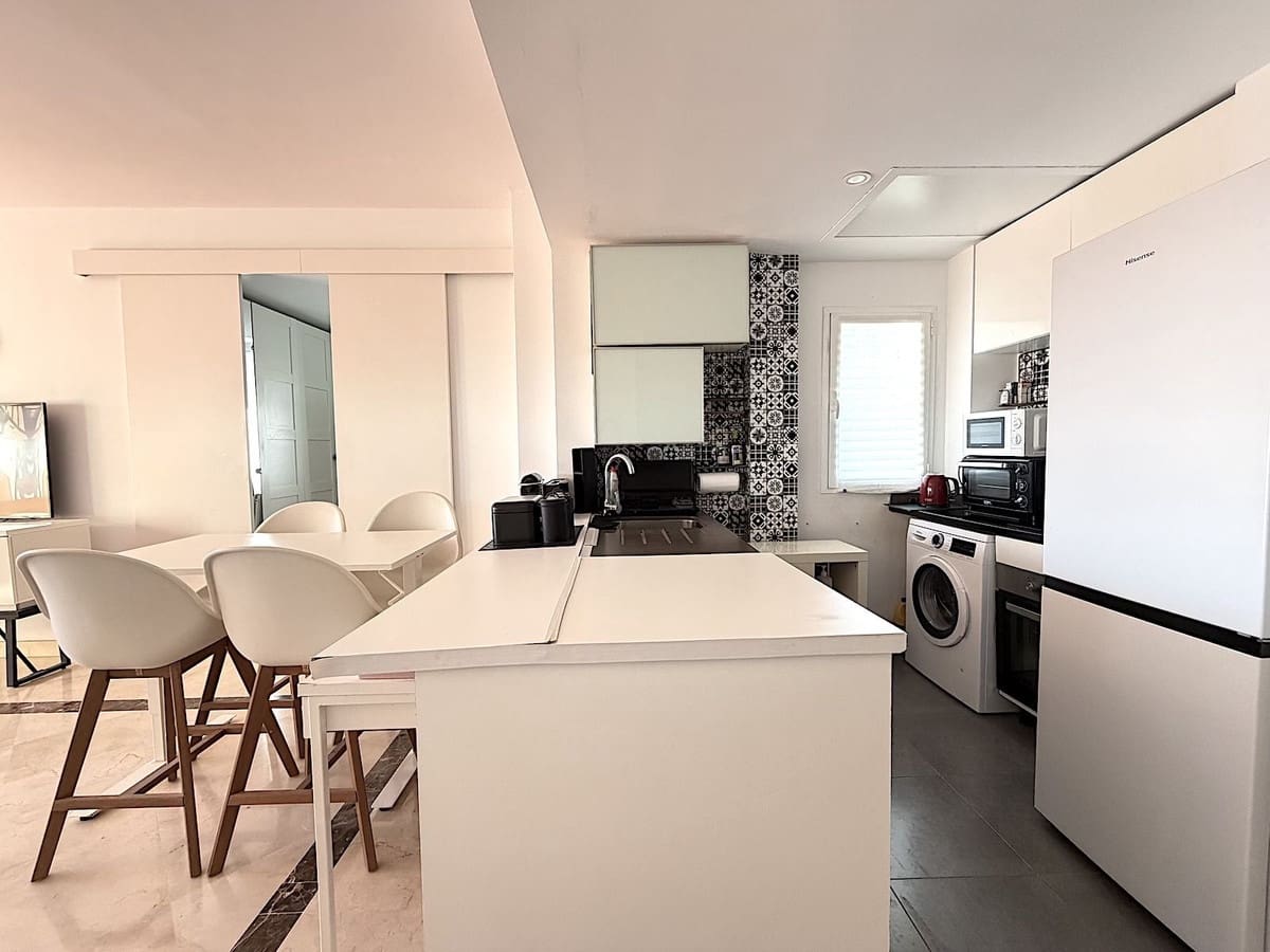 2 bedroom Apartment for sale in Bel-Air with pool - € 450,000 (Ref: 9676411)