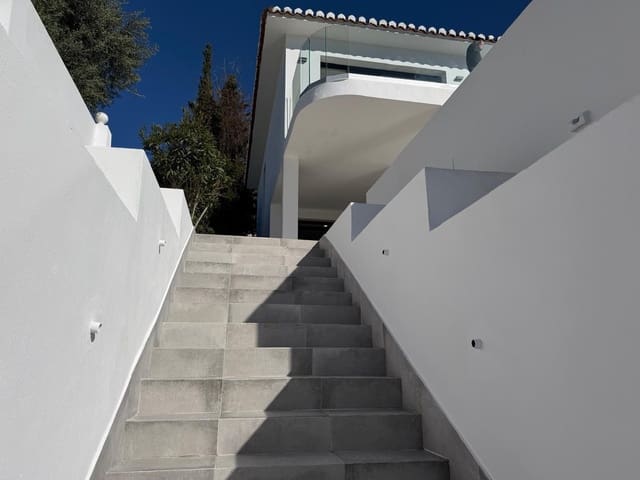 3 sypialnia Willa na sprzedaż w Campo Mijas, Mijas z basenem garażem - 1 195 000 € (Ref: 9679252)