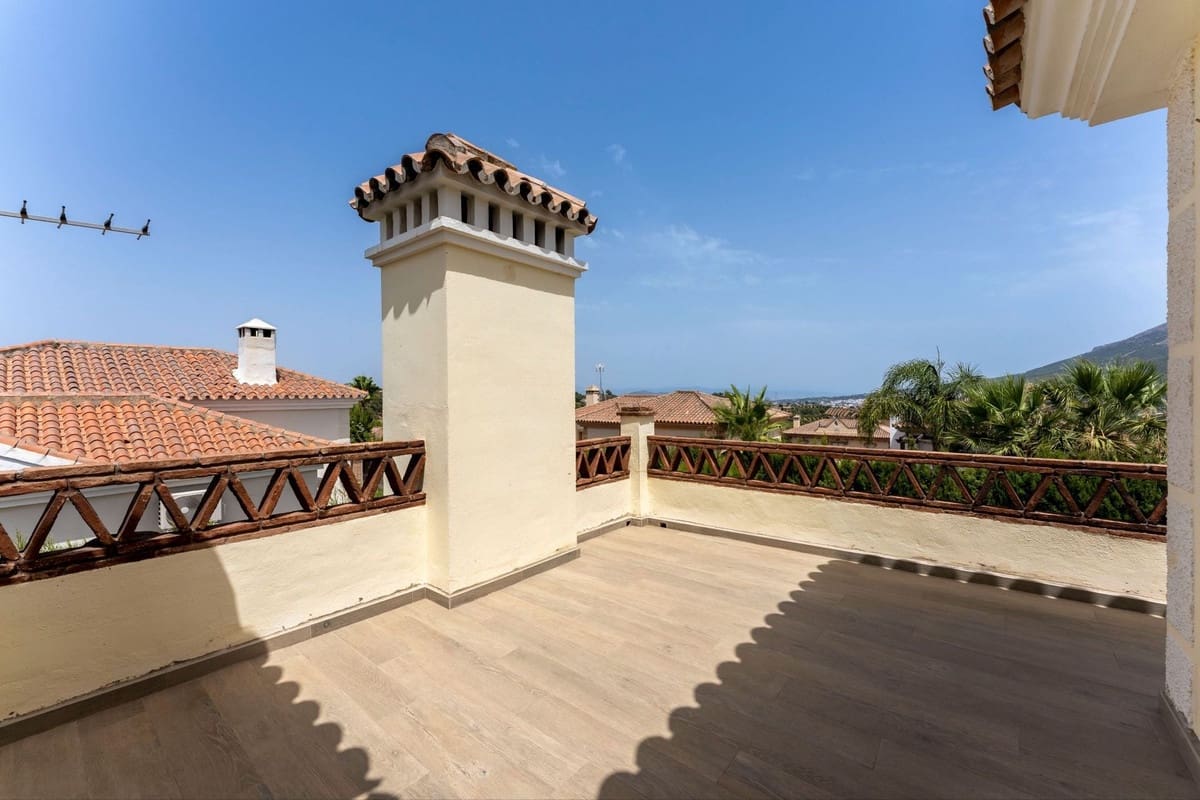 4 Zimmer Villa zu verkaufen in Coin - 495.000 € (Ref: 9681376)