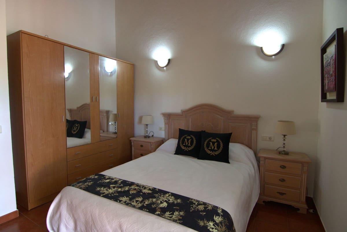 3 Zimmer Villa zu verkaufen in Coin mit Pool - 458.000 € (Ref: 9681377)