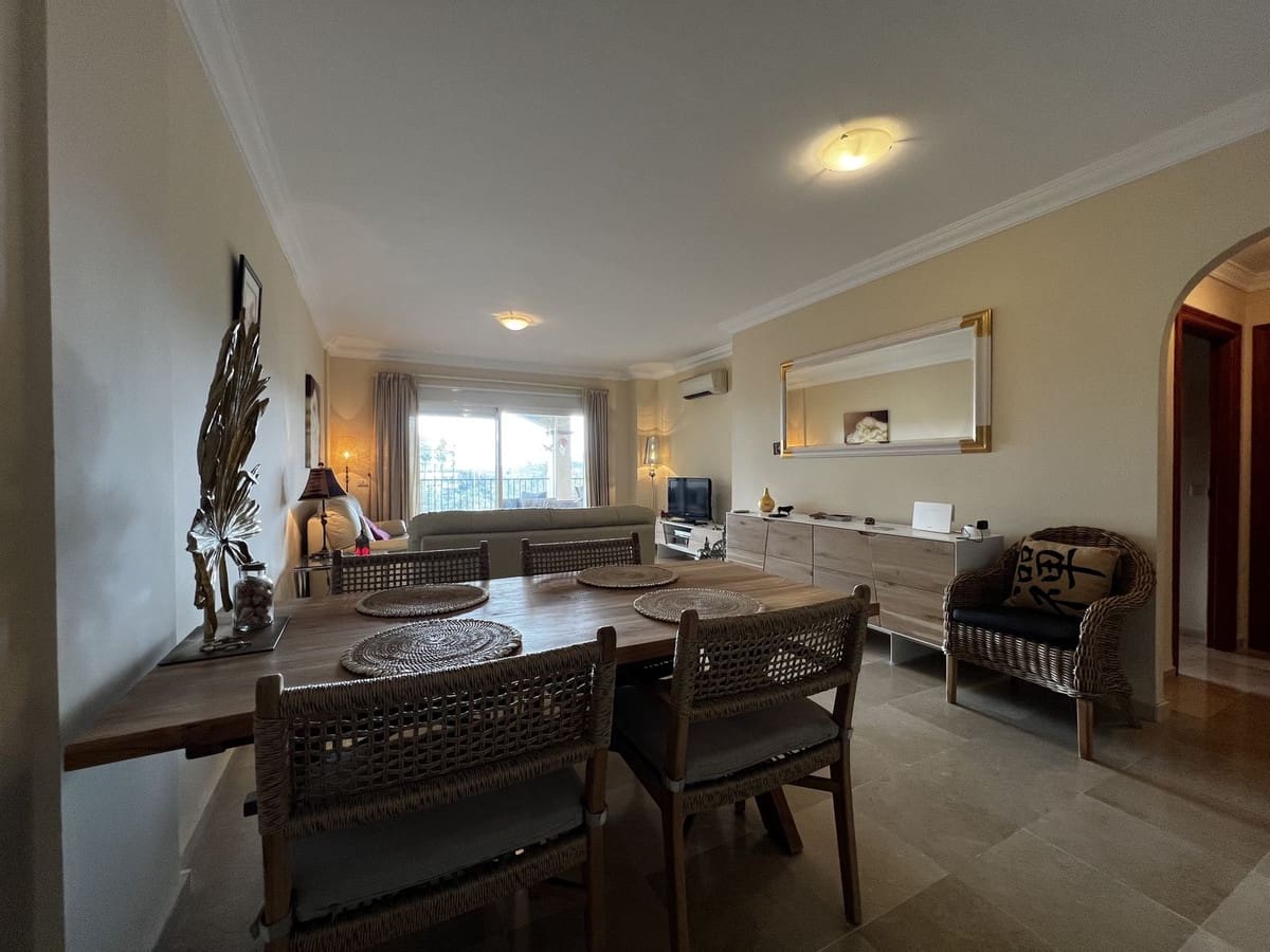 2 soverom Leilighet til salgs i La Cala Hills med svømmebasseng garasje - € 330 000 (Ref: 9685529)