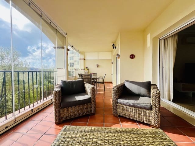 2 soverom Leilighet til salgs i La Cala Hills, Mijas med svømmebasseng garasje - € 330 000 (Ref: 9685529)