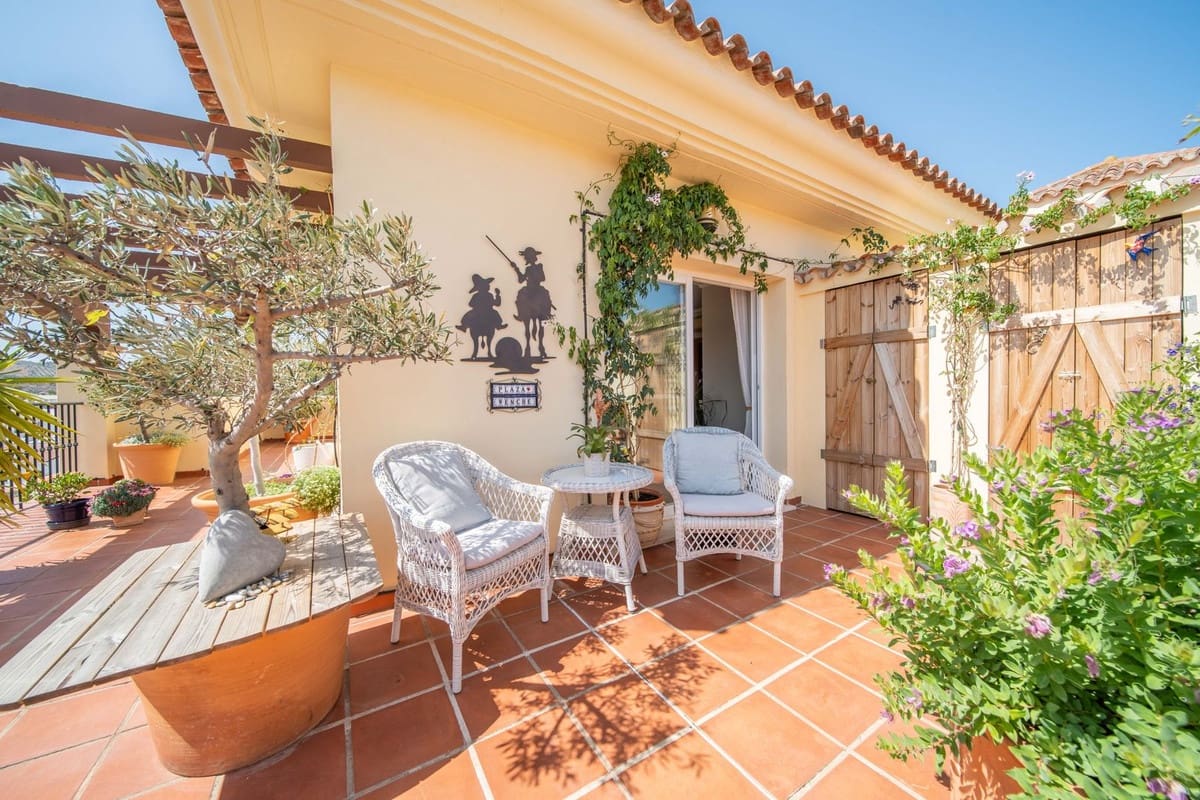 3 Zimmer Penthouse zu verkaufen in La Cala Hills mit Pool Garage - 545.000 € (Ref: 9685655)