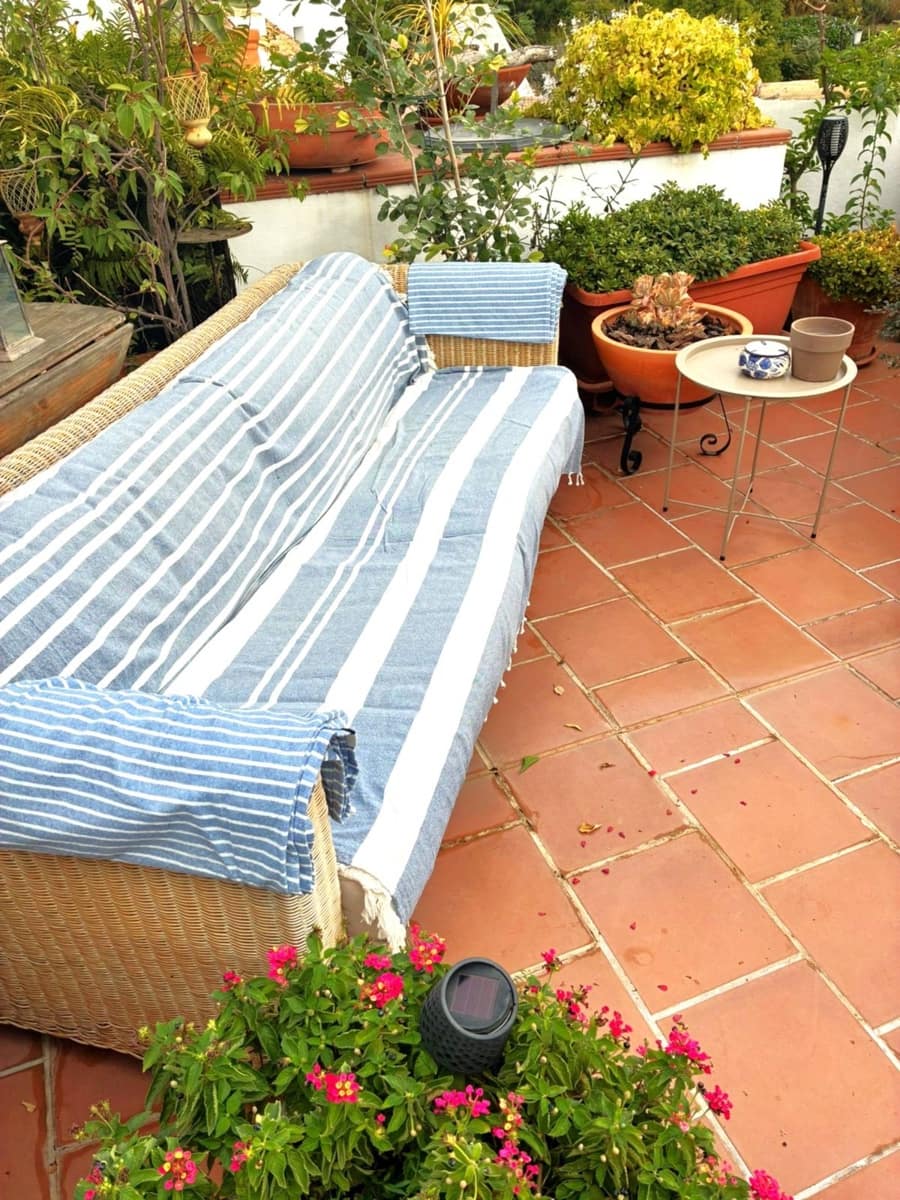 3 sypialnia Penthouse na sprzedaż w Los Arqueros z basenem garażem - 664 500 € (Ref: 9688437)