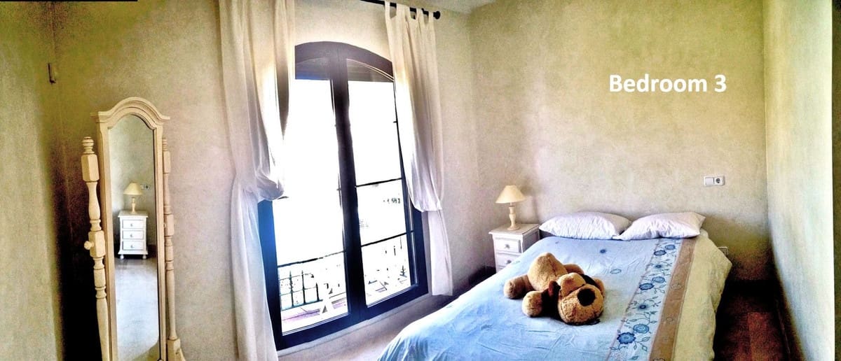 3 sypialnia Penthouse na sprzedaż w Los Arqueros z basenem garażem - 664 500 € (Ref: 9688437)