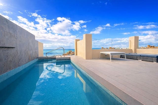 4 sovrum Takvåning till salu i Estepona med pool garage - 1 150 000 € (Ref: 9689920)