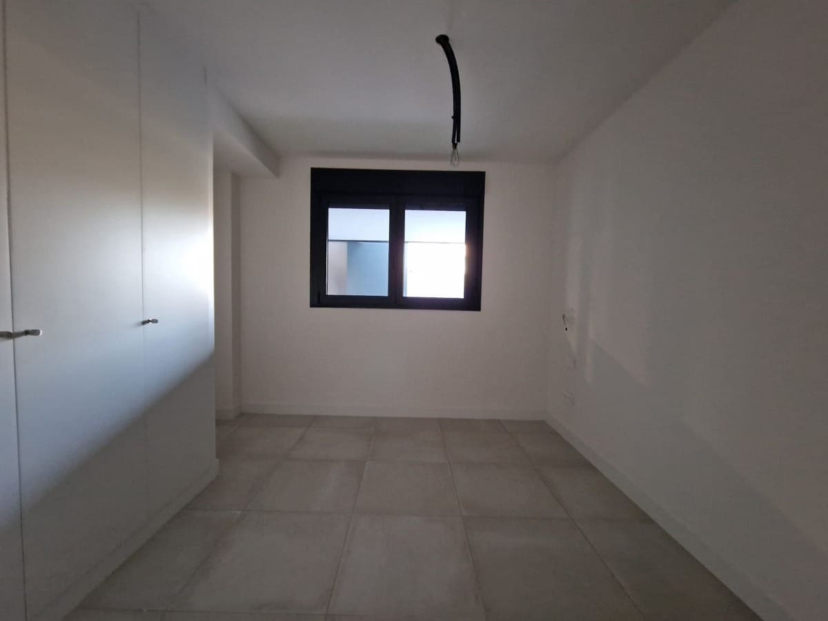 3 slaapkamer Appartement te koop in New Golden Mile met zwembad - € 690.000 (Ref: 9694133)