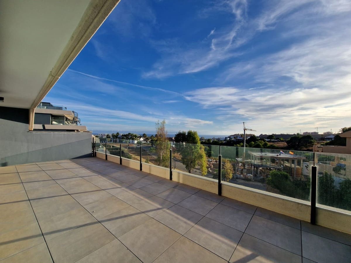 3 slaapkamer Appartement te koop in New Golden Mile met zwembad - € 690.000 (Ref: 9694133)