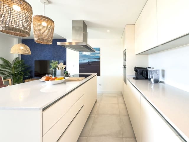 3 sypialnia Apartament na sprzedaż w Selwo, Estepona z basenem garażem - 569 000 € (Ref: 9694134)