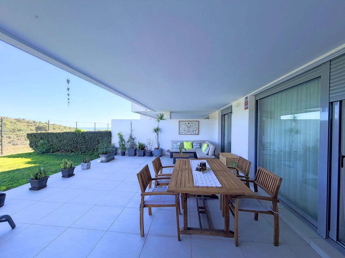 3 Zimmer Apartment zu verkaufen in Estepona mit Pool Garage - 539.000 € (Ref: 9695155)