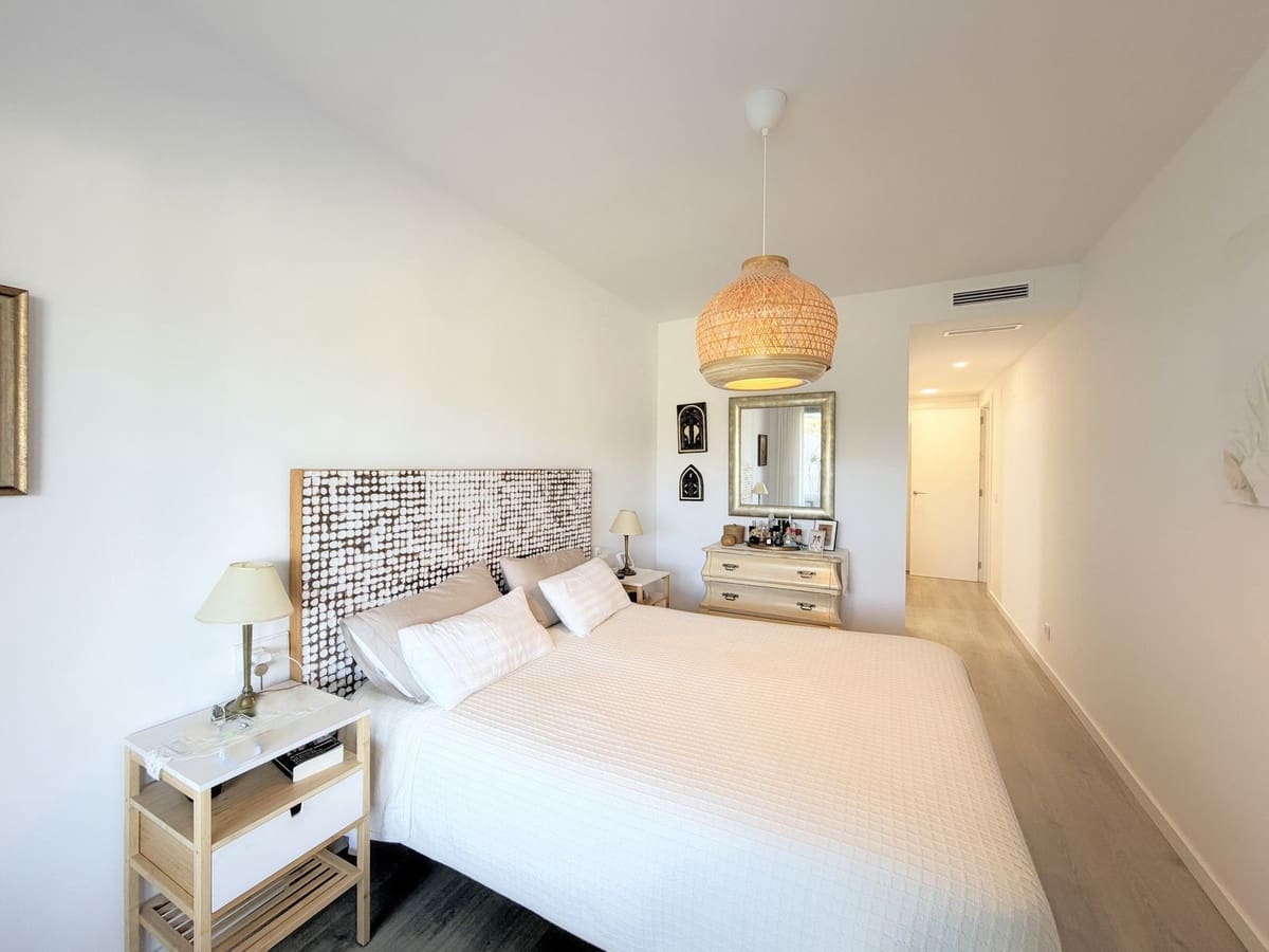 3 Zimmer Apartment zu verkaufen in Estepona mit Pool Garage - 539.000 € (Ref: 9695155)