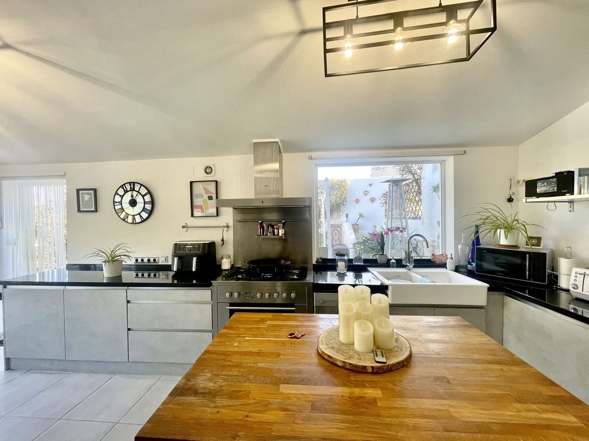 3 chambre Villa/Maison à vendre à Mijas Costa avec piscine garage - 599 000 € (Ref: 9705990)