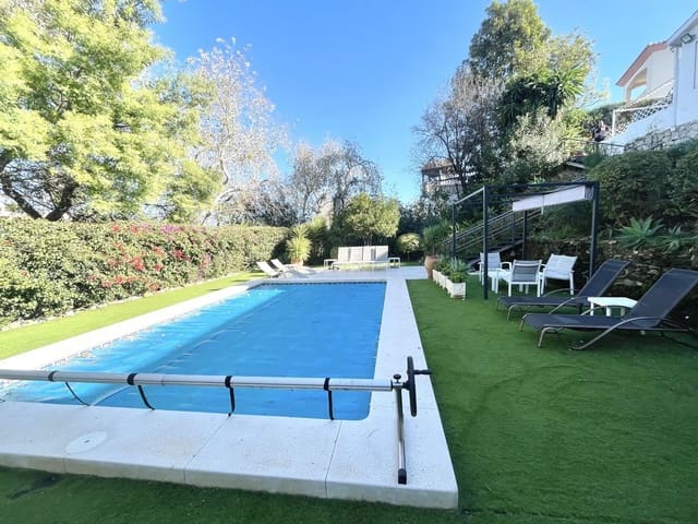 Chalet de 3 habitaciones en Mijas Costa, Mijas en venta con piscina garaje - 599.000 € (Ref: 9705990)