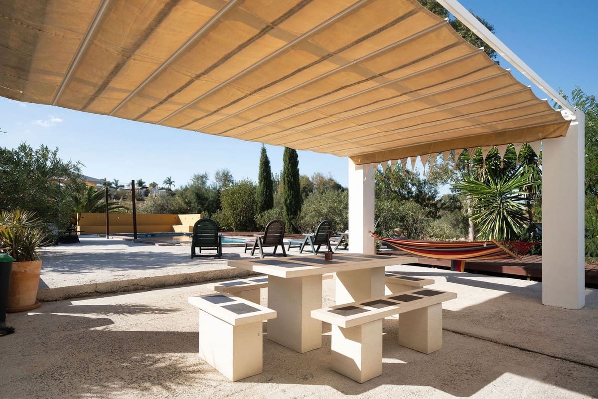 4 Zimmer Villa zu verkaufen in Alhaurin el Grande mit Pool Garage - 639.000 € (Ref: 9705991)