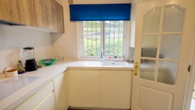 Chalet de 4 habitaciones en Seghers, Estepona en venta con piscina - 690.000 € (Ref: 9709229)