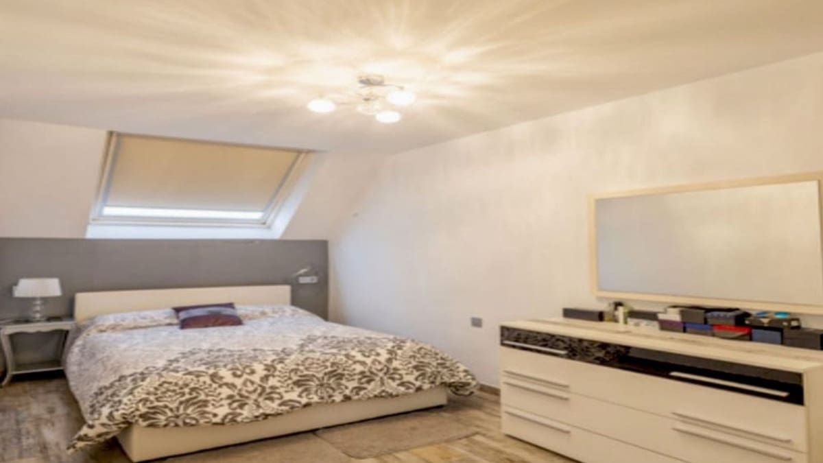 4 slaapkamer Villa te koop in Estepona met zwembad - € 690.000 (Ref: 9709229)