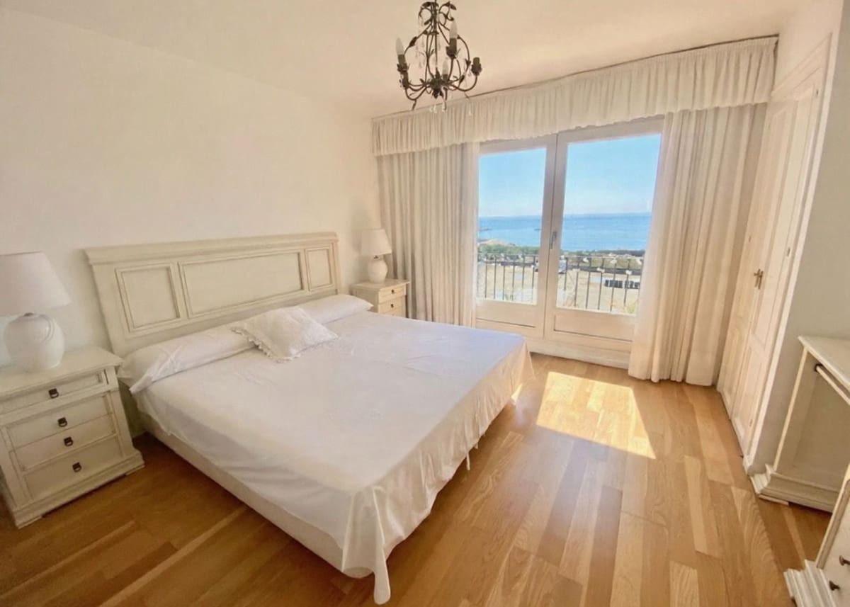 5 sypialnia Dom na sprzedaż w Estepona z basenem - 895 000 € (Ref: 9709230)