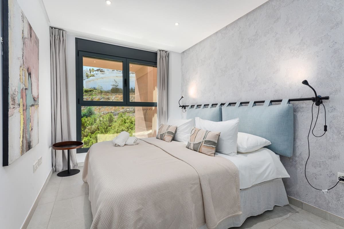 Ático de 3 habitaciones en Benahavís en venta con piscina - 675.000 € (Ref: 9709233)