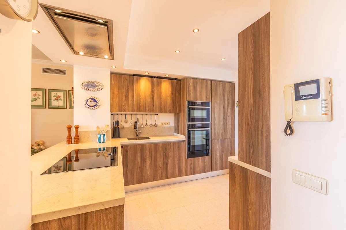 2 chambre Appartement à vendre à Bahia de Casares avec piscine garage - 650 000 € (Ref: 9709235)