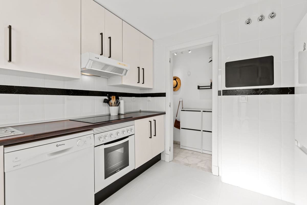 3 Zimmer Penthouse zu verkaufen in Bahia de Casares mit Pool Garage - 289.000 € (Ref: 9713196)