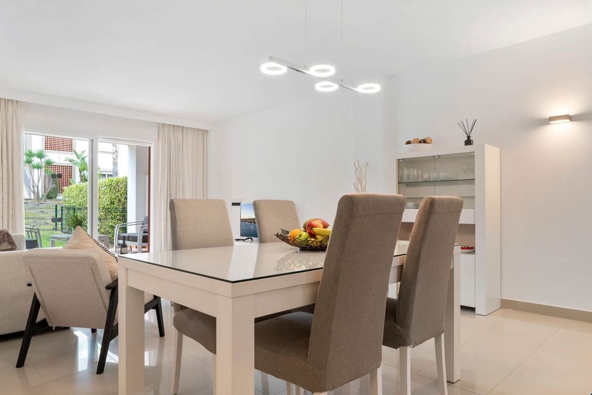 2 Zimmer Apartment zu verkaufen in El Paraiso mit Pool Garage - 394.950 € (Ref: 9713603)