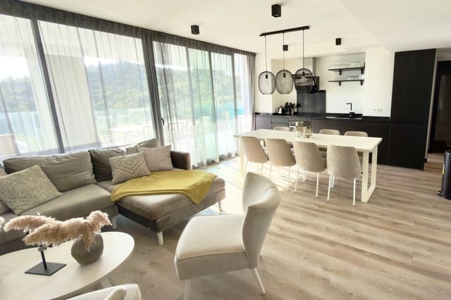 4 sypialnia Apartament na sprzedaż w Mijas Costa, Mijas z basenem garażem - 495 000 € (Ref: 9714142)