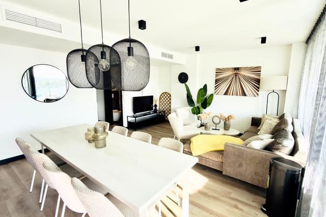 4 sypialnia Apartament na sprzedaż w Mijas Costa, Mijas z basenem garażem - 495 000 € (Ref: 9714142)