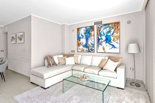 3 sypialnia Penthouse na sprzedaż w New Golden Mile, Estepona z basenem garażem - 639 000 € (Ref: 9716707)