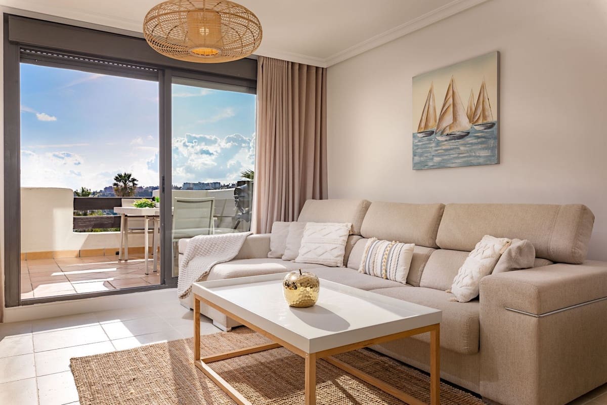 2 sovrum Takvåning till salu i Estepona med pool garage - 495 000 € (Ref: 9716709)