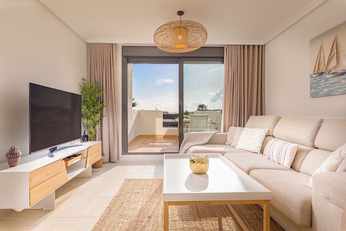 2 sovrum Takvåning till salu i Estepona med pool garage - 495 000 € (Ref: 9716709)