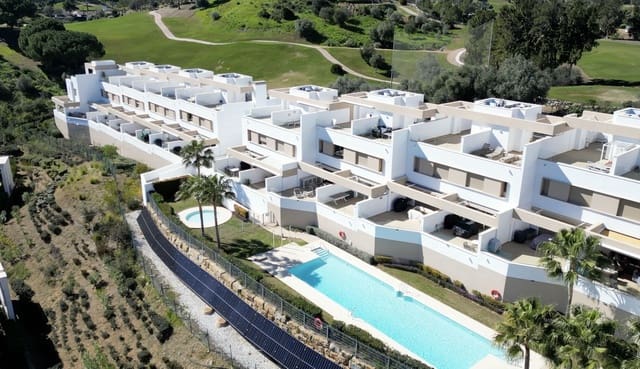 3 chambre Maison de Ville à vendre à La Cala de Mijas, Mijas avec piscine garage - 659 000 € (Ref: 9719180)