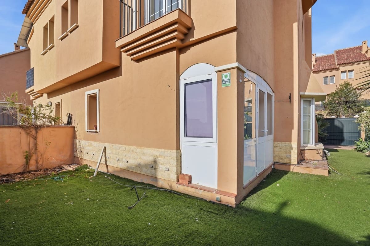 3 bedroom Townhouse for sale in Mijas Costa with pool garage - € 399,950 (Ref: 9719181)