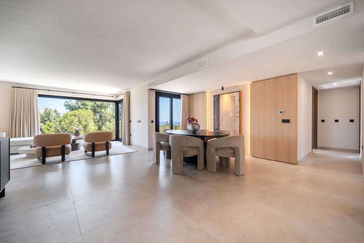 5 Zimmer Villa zu verkaufen in La Cala de Mijas mit Pool Garage - 2.295.000 € (Ref: 9719182)