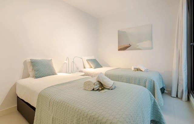 Chalet de 4 habitaciones en Calahonda, Mijas en venta con piscina garaje - 2.100.000 € (Ref: 9719183)