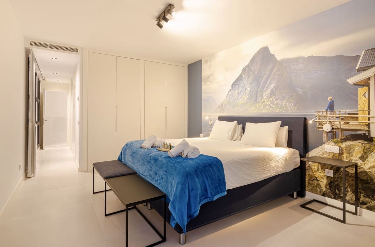 Chalet de 4 habitaciones en Calahonda en venta con piscina garaje - 2.100.000 € (Ref: 9719183)