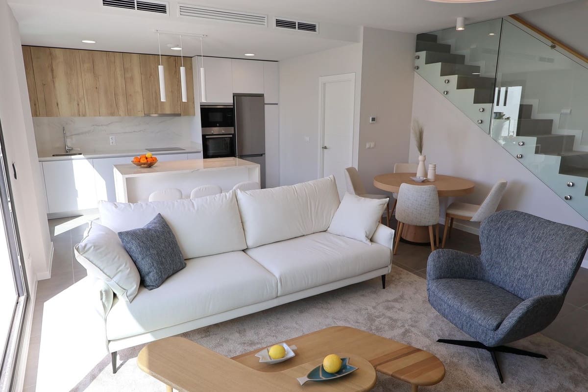 3 sypialnia Dom na sprzedaż w Riviera del Sol z basenem garażem - 830 000 € (Ref: 9719348)