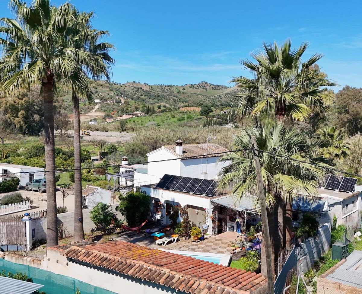 Casa de 5 habitaciones en Coín en venta con piscina garaje - 395.000 € (Ref: 9720361)