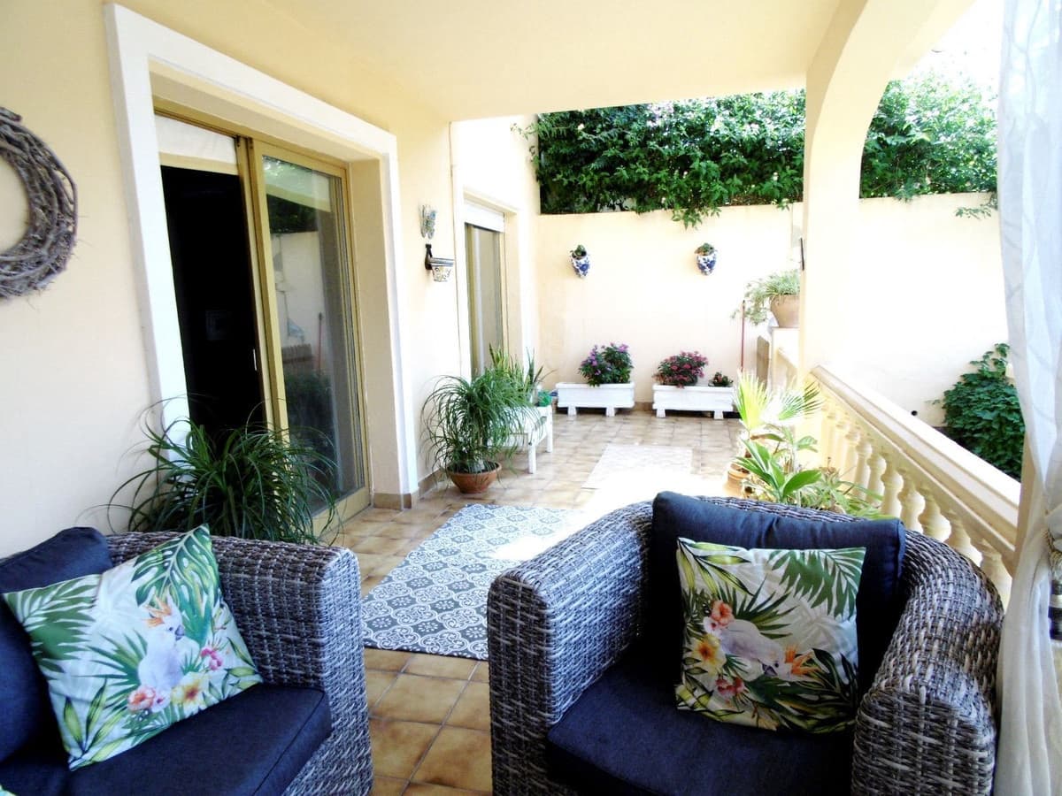 4 bedroom Townhouse for sale in Mijas Costa with pool garage - € 550,000 (Ref: 9720785)